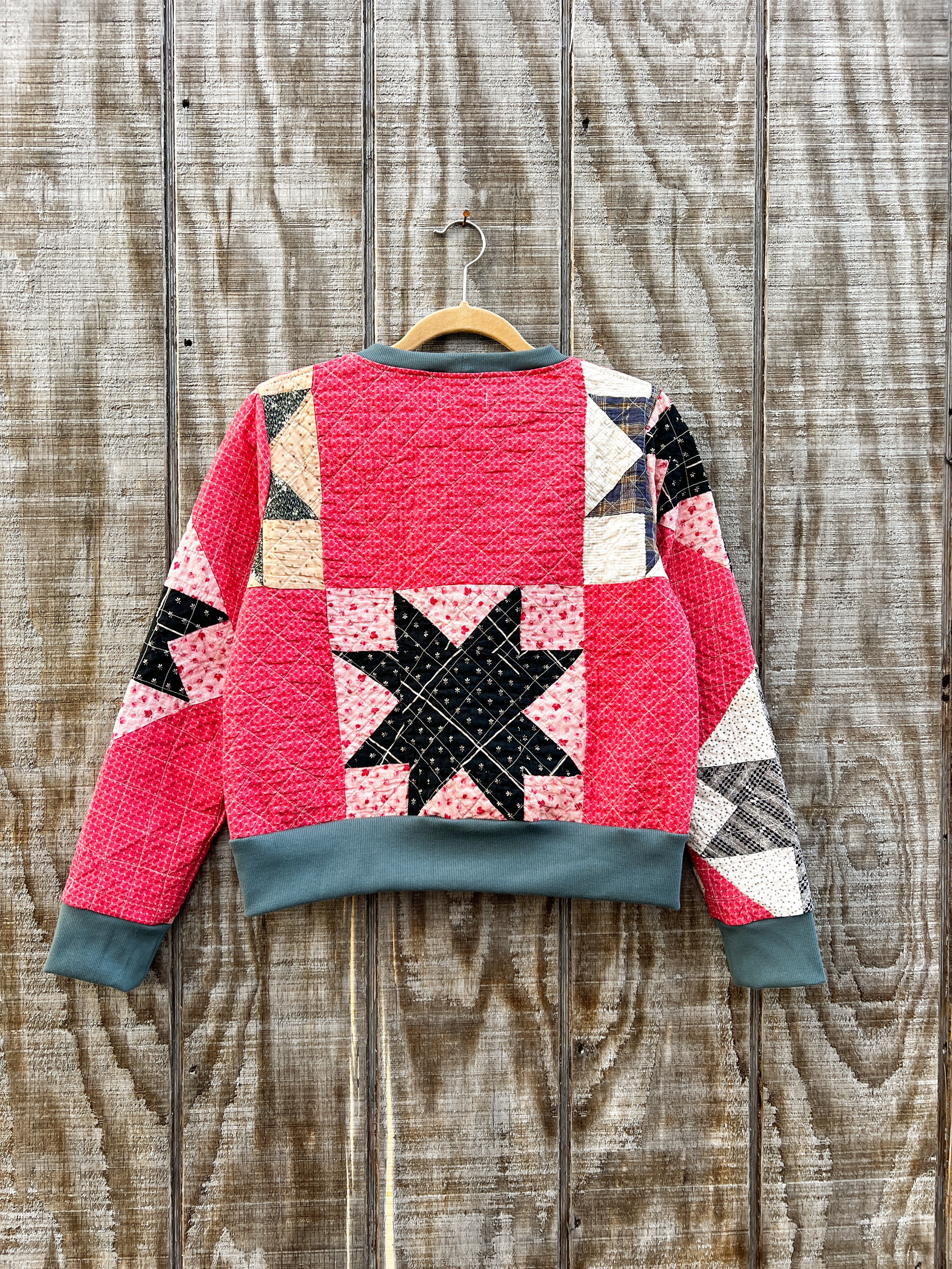 One-of-a-Kind: Square and Points Pullover (M)