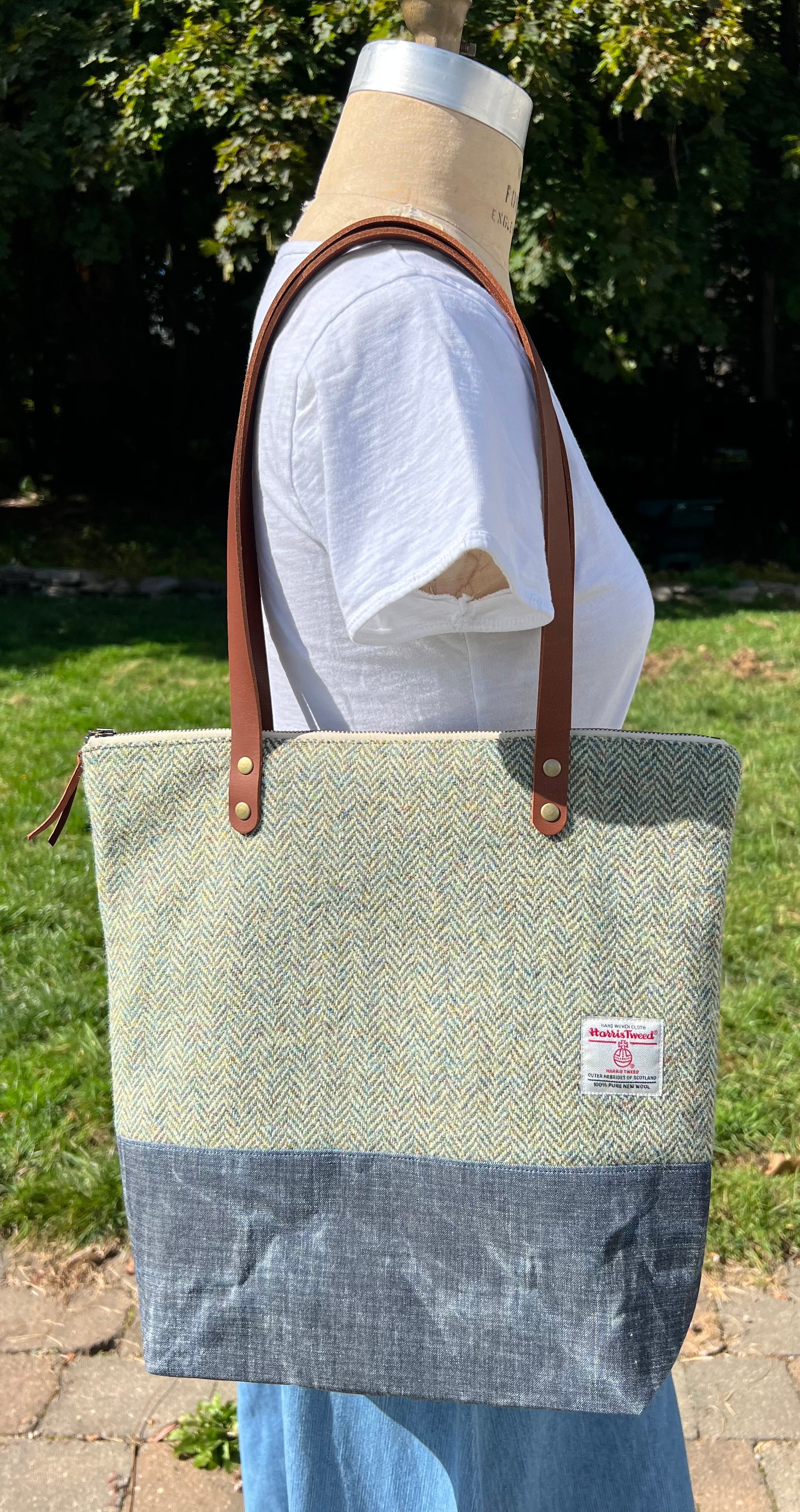 Zipper Top Tote